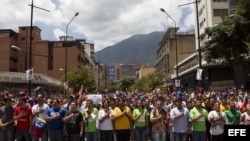 Imagen general de la marcha convocada por los estudiantes opositores