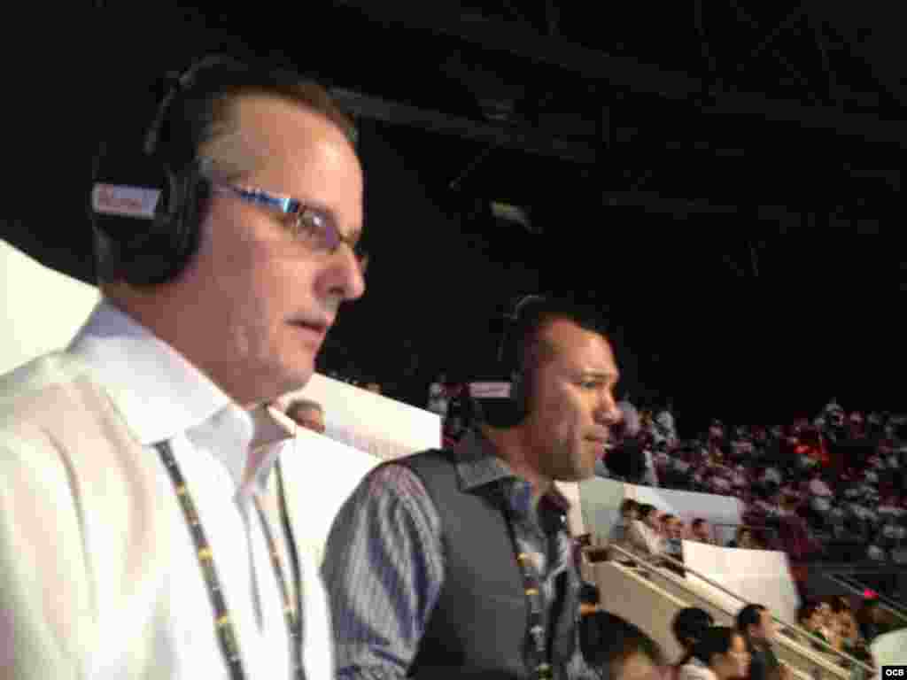 Juan Pendás y Víctor 'Suave" Fabián narran el segundo partido entre los Heat de Miami y los Spurs de San Antonio, en el American Airlines Arena.