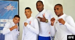 De izquierda a derecha, los integrantes del equipo cubano de boxeo Yosbany Veitía, Marcos Forestal, Erislandy Savón y Ramón Luis.