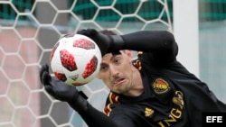 El guardameta de la selección de Bélgica, Thibaut Courtois, durante el entrenamiento a las afueras de Moscú.